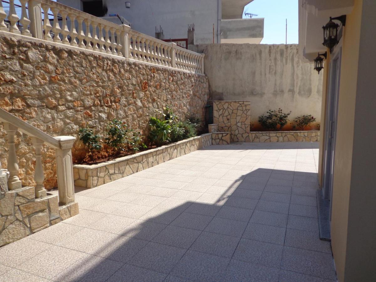Olympian Rooms Dhërmi Εξωτερικό φωτογραφία