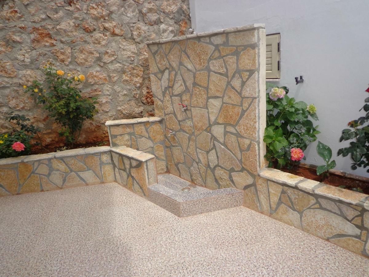 Olympian Rooms Dhërmi Εξωτερικό φωτογραφία