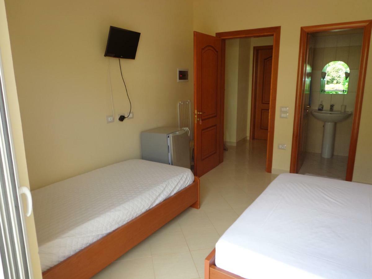 Olympian Rooms Dhërmi Εξωτερικό φωτογραφία
